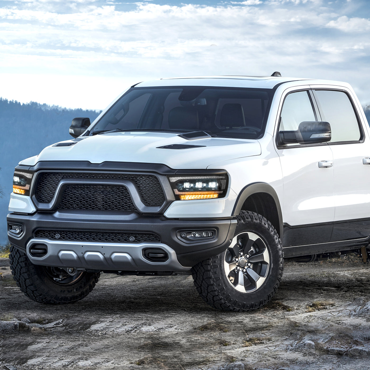 VLAND Matrix Projector Headlights For Dodge RAM 1500 2019-2024 5th Gen ...